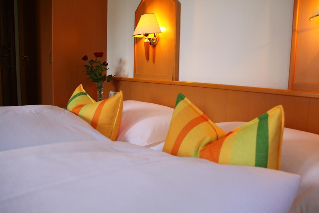Haus Seeschwalbe Sankt Wolfgang im Salzkammergut ภายนอก รูปภาพ